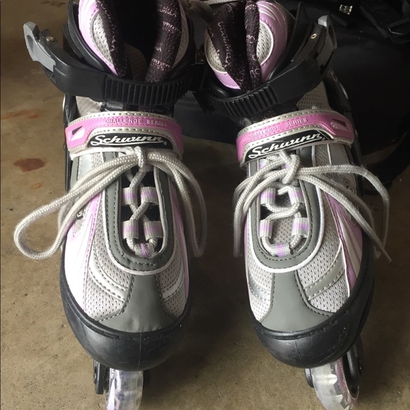 Girls Schwinn in-line skates. Adjustable fits 1-4 - Picture 2 of 4